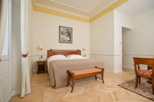 Family Room with City View room in Hotel Gardenija