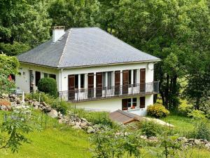 Maisons de vacances Gavarent : Maison 2 Chambres