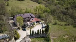 Panzio Anett - Pietroasa