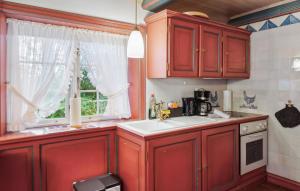 2 Bedroom Lovely Apartment In Dagebüll