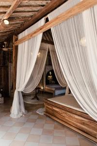 Figtree by Toraja Bambu Uluwatu at Padang Padang Beach