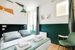 Cosy Cocoon for 2P with A-C - Near Montmartre