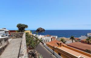 Cozy Apartment In Garachico With Wifi