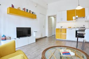 Xenia Apartments - Two-room Apartment in Fondazione Prada