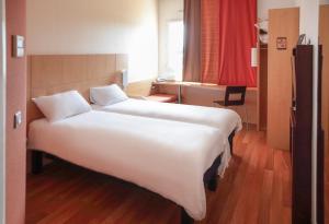 Hotels ibis Beauvais Aeroport : Chambre Lits Jumeaux Standard