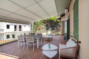 Wonderful flat by sea chez Monique