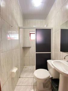 Desfrute o Paraíso com Piscina, Churrasqueira e Praia