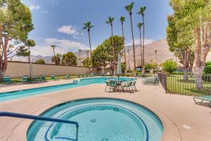 Resort-Style Pools Vibrant Condo in Palm Springs