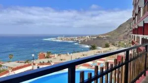 Atlantic Surfers Paradise Bajamar - Surf, Senderismo y Piscina - 蓬塔德尔西达尔戈