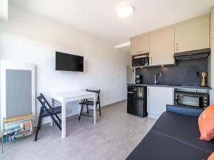 Studio Les Horizons-8 by Interhome