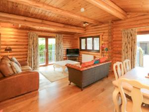 Roseberry Lodge 3