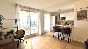 Appartements La Perle Ariane-Vue Panoramique Wifi Parking Lac Top ProsConciergerie : photos des chambres