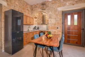 Cavos Luxury Apartments