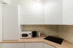 Irinas Premier Properties at Seven Palms, Saturn