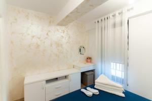 Irinas Premier Properties at Seven Palms, Saturn