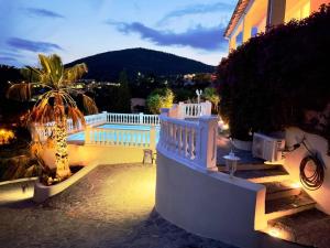 Villa moderne 6 CH pour 12 avec piscine privée, clim et parking aux Issambres - FR-1-768-24