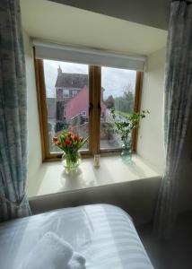 Pretty Cottage In Charming Peaceful Village - Easy Commute to Cambridge - Cambridge Homehost