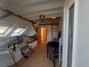 FeWo Grüne Linie mit Balkon-Parken-Wallbox-TV-KoNi