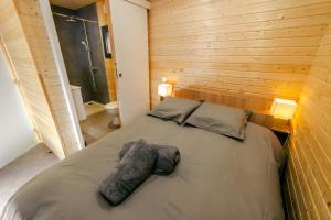 Le Laponya - Chalets climatisés avec SPA & Borne de recharge