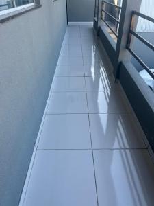 London Victoria Cond 2