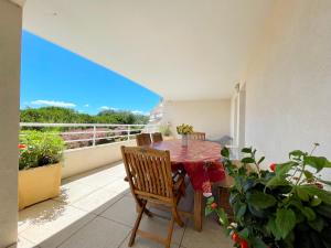 PGH N8 - 100m de la Plage, Terrasse, Parking