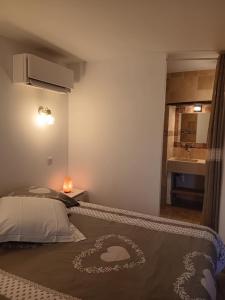 Maisons de vacances Dortoir La Guarrigue : Chambre Double - Vue sur Parc