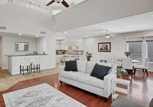 304 Most comfortable beds in Texas - Riviera