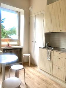 Keidas meren lähellä