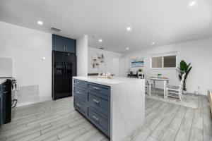 The Downtown Retreat 2