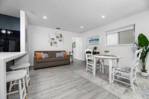 The Downtown Retreat 2