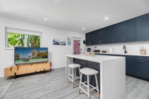 The Downtown Retreat 2