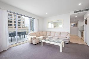 Beachfront Serenity Glenelg