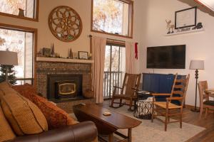 Indian Springs Condo 2415