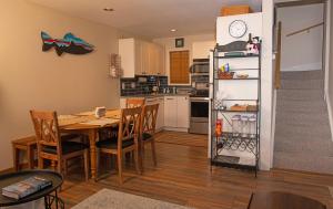 Indian Springs Condo 2415