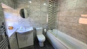 The Lodge a beautiful barn conversion with 3 ensuite bedrooms on the edge of Cannock Chase