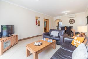 Apartment Arielle - Cosy Holiday Home With Pool