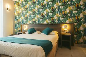 Hotels Holidays & Work HOTEL : photos des chambres