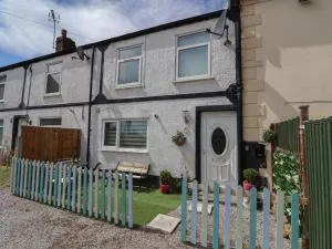 2 Stoneleigh Cottage - Gresford