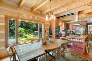 Hideaway Cabin at Buckeye Creek