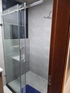 Lovely 3 Bedrooms 3 5 bath Apart with Pool and gym