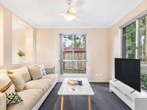 Spacious 3 bed Retreat 1min to Mall Sunnybank Hill