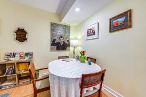 Charming Charlottesville Apt with Outdoor Space!