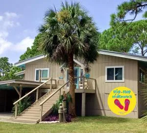 Dog Friendly-Short Walk to Beach-Canal Front-Screened Porch-Peaceful - Sopchoppy