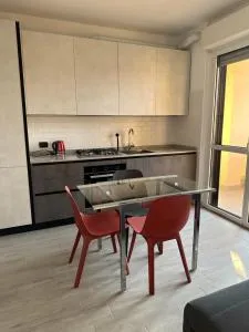 Deluxe Comfortable suite with balconie - Gorla Minore