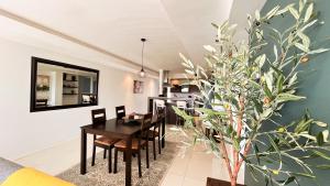 Seaside Rainbow Retreat at The Pearls #inverter