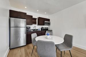 Waves On Walnut # 2-beach Access