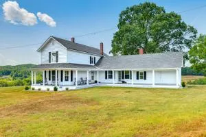 Peaceful Lenoir Home with Valley and Mountain Views! - لينوير