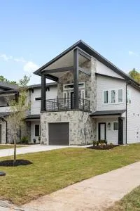 Arlington Retreat - Pantego