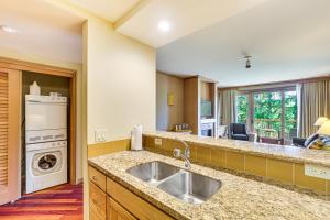 Cle Elum Condo with Balcony in Suncadia Resort!