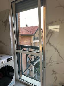 Deluxe comfortable suite with balcony Downtown